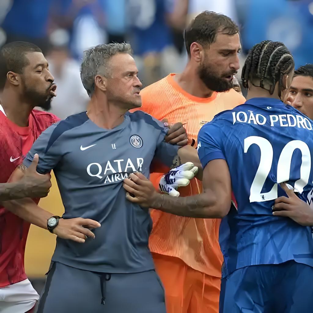 开云-晋级下一阶段首场状态出色，切尔西观众沸腾！，莱万多夫斯基重返赛场热度持续攀升的简单介绍-开云